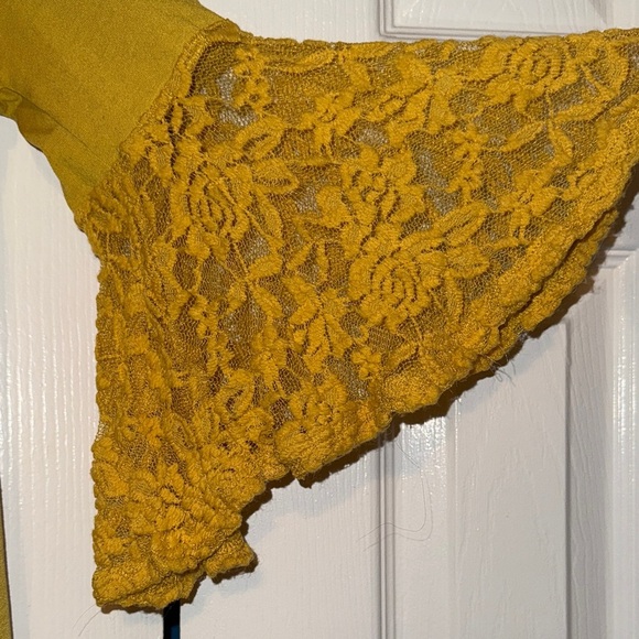 LuLaRoe Maurine Ruffle Flowy Midi Dress Size Extra Small Business Casual Golden - Picture 3 of 9